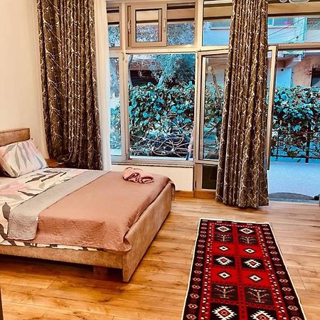 Comfy Studio In City Center Tirana Esterno foto